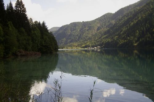 Ežeras, Kalnas, Kalnų Peizažas, Gamta, Atspindys, Mėlynas, Upė, Medžiai, Vanduo