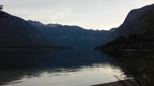 Ežeras,  Slovėnija