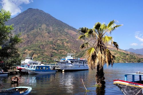 Ežeras Atitlán, Gvatemala, Vulkanas, Valtis