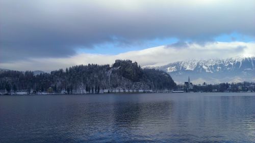 Ežeras Bledas, Slovenia, Pilis, Atmosfera, Magija