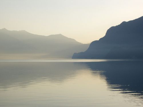 Brienz Ežeras, Migla, Šveicarija, Kalnai, Alpių, Kraštovaizdis