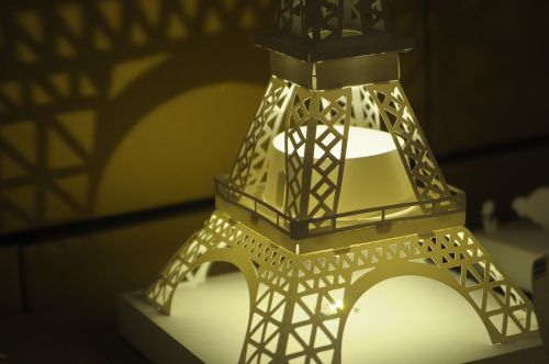 Lempa,  Eifelio Bokštas,  Preliminarus Dizaino Modelis,  Scena,  Internetiniai Terminai