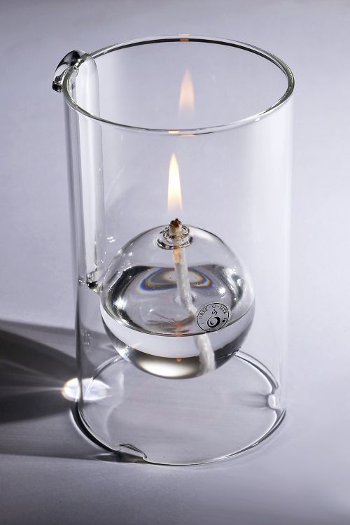 Lempa, Žvakės, Aliejus