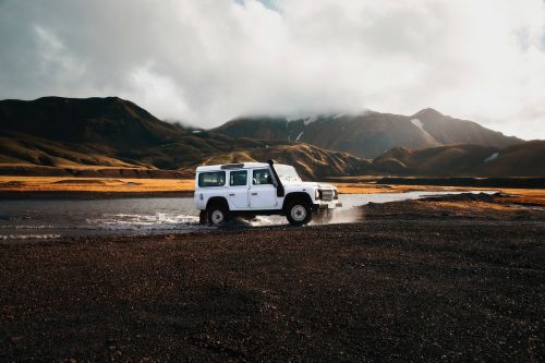 Land Rover, Iceland, Keturių Ratų Pavara, Sunkvežimis, Automobilis, Transporto Priemonė, Automobilis, Kruizas, Off-Road, Upė, Kalnai, Kalvos, Audra, Oras, Prognozė, Vulkaninis, Vulkanas