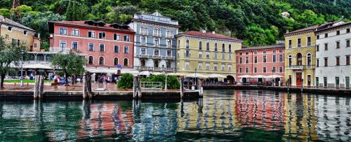 Kraštovaizdis, Ežeras, Viešbutis, Riva Del Garda, Gamta, Žalias, Apmąstymai, Vanduo, Augmenija