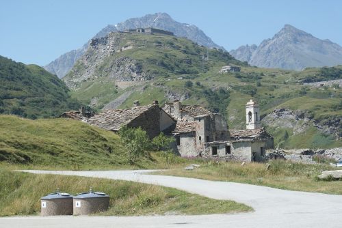 Kraštovaizdis, Bažnyčia, Gamta