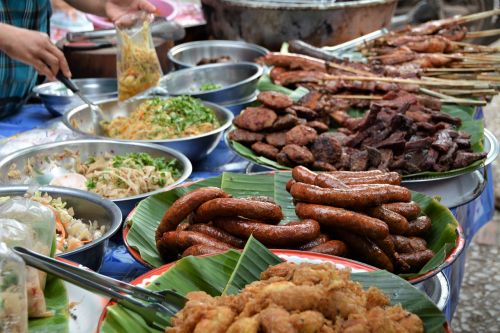 Laosas, Luang Prabang, Turgus, Maistas