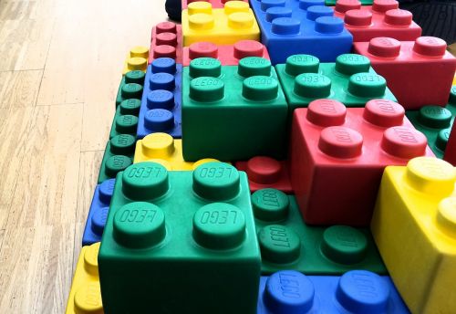 Lego, Statybiniai Blokai, Spalvinga, Vaikai, Žaisti, Žaidimo Vieta, Statyti, Kūrybingas, Plastmasinis, Guma