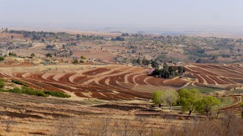 Lesotho, Kraštovaizdis, Pavasaris, Žemdirbystė