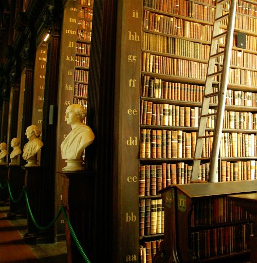 Biblioteka, Knygos, Trinity Kolegija, Airija, Dublin, Skalė
