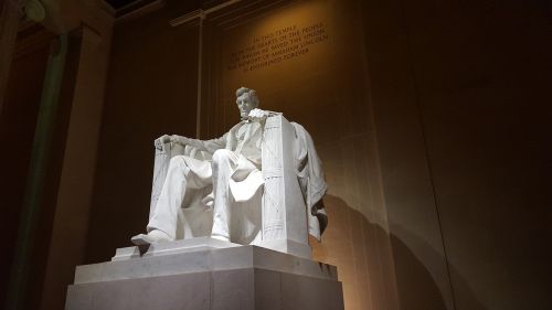 Lincoln Memorialas, Vašingtonas, Skulptūra