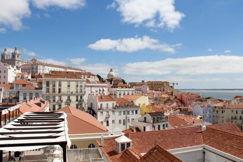 Lisboa, Lisbonas, Miestas, Miesto Panorama, Jūra, Kraštovaizdis, Debesys, Pastatai