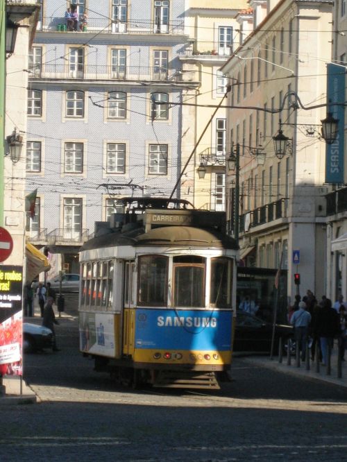 Lisbonas, Tramvajus, Miestas