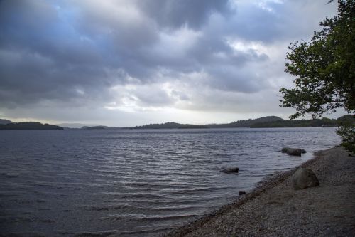 Loch,  Škotija,  Populiarus,  Highland,  Žalias,  Ežeras,  Melas,  Loch & Nbsp,  Lomond,  Rodoma,  Škotų,  Uk,  Paviršius,  Kelionės Tikslas,  Laisvalaikis,  Riba,  Šviesus,  Gėlo Vandens,  Loch & Nbsp,  Lomondas & Nbsp,  Trossachs & Nbsp,  Nacionalinis & Nbsp,  Parkas,  Mėlynas,  Puikus & Nbsp,  Jungtinė Karalystė,  Nacionalinis & Nbsp,  Parkas,  Dangus,  Vanduo,  Loch Lomond Loch Škotijoje