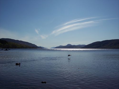 Lochess, Ežeras, Loch, Highlands, Škotų, Gėlas Vanduo, Dangus, Debesys, Vaizdingas, Vanduo, Atspindys, Kalvos, Škotija