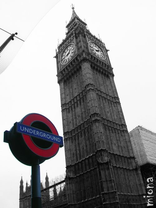 Londonas, Miestai, Laikrodžio Bokštas, Miesto, Londono Metro, Britanija, Metro, Miestas, Architektūra, Anglija, Didžioji Britanija, Metro Stotis, Pastatai, Dangus, Juoda Ir Balta, Didysis Benas, Požiūris