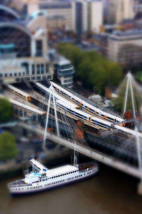 Londonas, Thames Upė, Architektūra