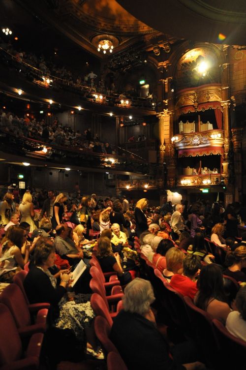 London Palladium, Teatras, Auditorija, Spektaklis, Auditorija, Įvykis, Sėdynės, Klasikinis, Istorinis, Westminster, Uk, Anglija, Europa