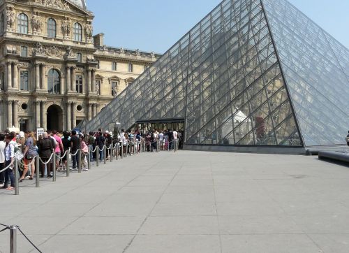 Lova, Muziejus, Paris, France, Stiklo Piramidė