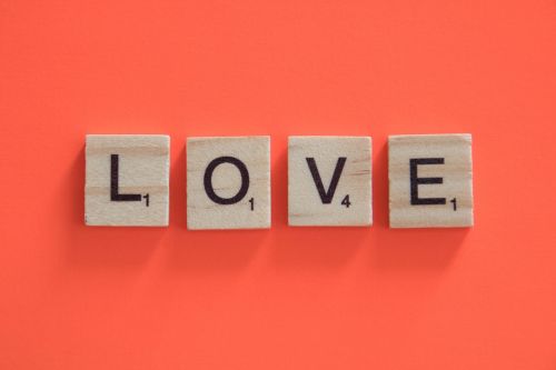 Meilė, Romantika, Apdaila, Mediena, Tekstas, Scrabble