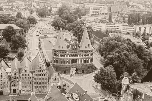 Lübeck, Senas, Lyties Liubeko Miestas, Istoriškai, Pastatas, Turistų Atrakcijos, Holsteno Vartai, Senas Pastatas, Architektūra