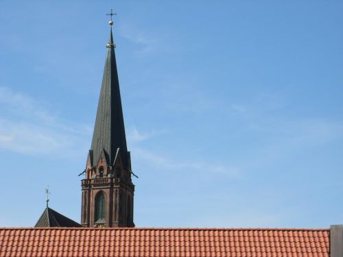Lüneburg, Stogai, Bažnyčia, Pastatas, Spire, Nicolai Bažnyčia, Saulė, Mėlynas, Bokštas, Dangus