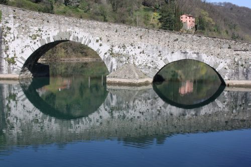Lunigiana, Velnio Tiltas, Toskana
