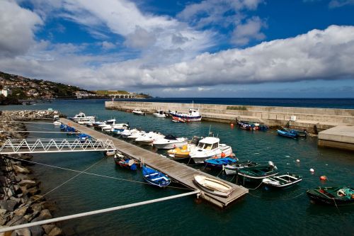 Madeira, Santa Cruz, Uostas