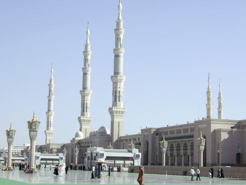 Madina, Mečetė, Masjid, Tradicija