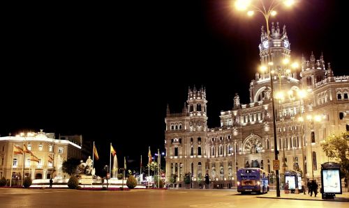 Madride, Ispanija, Naktis, Miestas, Architektūra, Kapitalas, Dangus, Vėliava, Istorija, Šventė, Sunkvežimis, Žibintai