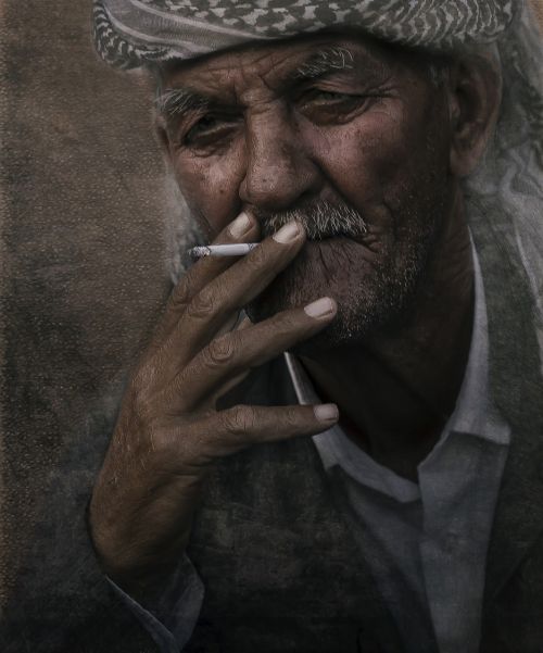 Vyras, Senas, Senyvo Amžiaus, Rūkytojas, Portretas, Rūkymas, Cigarečių, Žmonės, Gatvė, Asmuo, Gyvenimo Būdas, Veidas