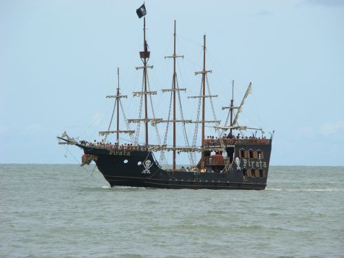Mar, Piratų Laivas, Stiebai