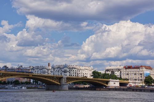 Margaret Tiltas, Tiltas, Danube Tiltas, Budapest, Dangus, Pastatas, Lankytinos Vietos, Upė, Vengrija, Auksinis Tiltas
