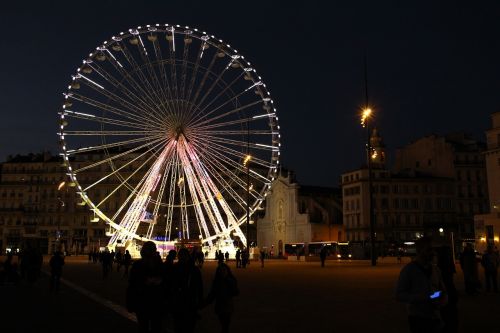 Marseille, Ratas, Naktis