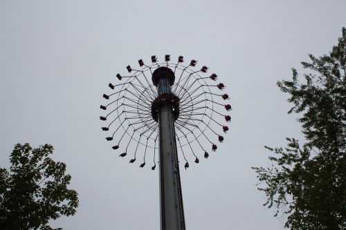 Mary-Go-Round, Pramogų Parkas, Karuselė