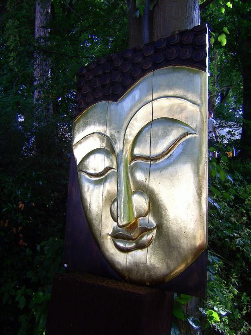 Kaukė, Buda, Pilis Tüßling, Atspindys, Auksas, Skulptūra