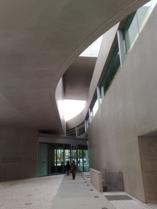 Maxxi, Roma, Menas, Paminklas, Zaha Hadid