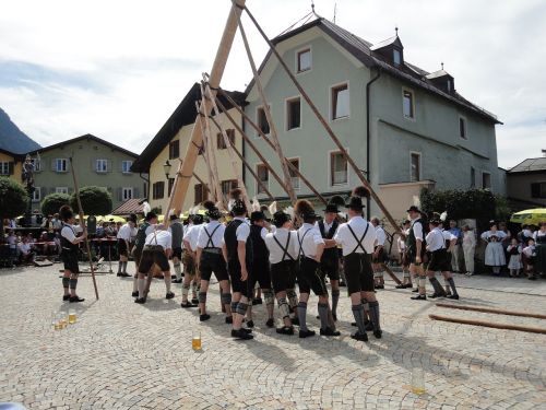 Galiolė,  Muitinės,  Bavarijos Tradicijos,  Bavarija,  Berchtesgaden,  Gegužė,  Steigimas,  Tradicija,  Chiemgau
