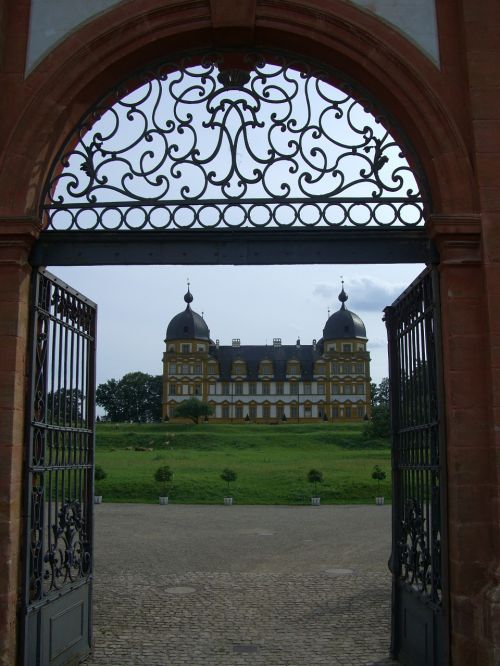 Memmelsdorf, Schloss Seehof, Tikslas, Arka, Kalvystė, Vartai Arkos Vaizdai, Parkas