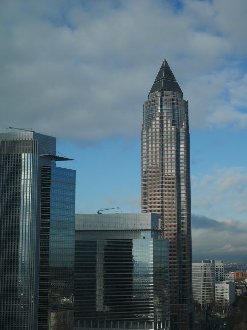 Messeturm, Frankfurtas, Architektūra, Dangoraižis