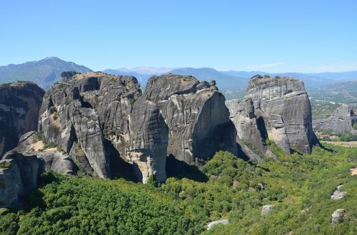 Meteora, Graikija, Uolos, Ortodoksas, Kraštovaizdis, Rokas, Kalnas, Kelionė, Slėnis, Kalambaka, Vasara, Tesalija, Turizmas, Šventas, Gamta, Unesco, Graikų Kalba, Pritraukimas, Unikalus, Religija, Vienuolynas, Bažnyčia, Vaizdas, Architektūra, Orientyras, Vienuolis, Krikščionis