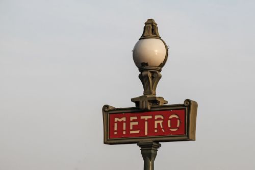 Metro, Skydas, Paris