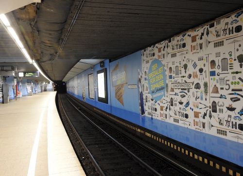 Metro, Sustabdyti, Atrodė, Po Žeme, Platforma, Gleise, Geležinkelių Transportas, Traukinių Stotis
