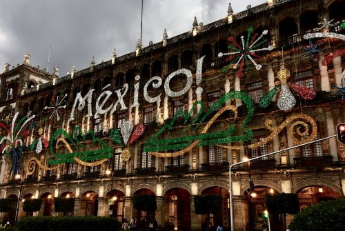 Meksikas, Rugsėjo 15, Vyriausybės Rūmai
