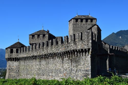 Viduramžiai,  Bellinzona,  Šveicarija,  Torre,  Pilis,  Dangus,  Sienos,  Fortifikacija,  Mėlynas Dangus