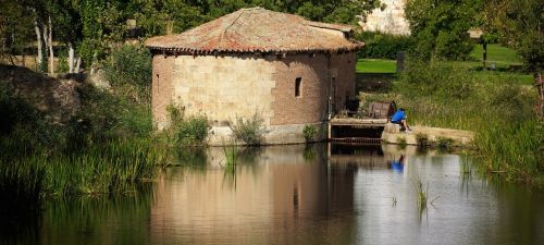 Malūnas, Namas, Ežeras, Architektūra, Atsipalaiduoti, Atspindys, Salamanca, Ispanija