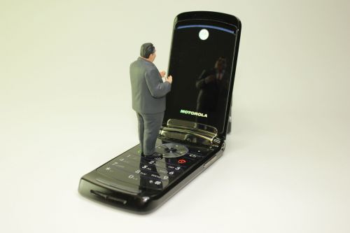 Miniatiūriniai Figūrėlės, Mobilusis Telefonas, Veidrodinis Vaizdas, Gabriele Figūra, Politika