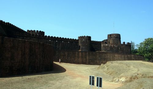 Mirjana, Mirjano Fortas, Važiuoklės, Uttar Kannada, Indija, Lateito Akmuo