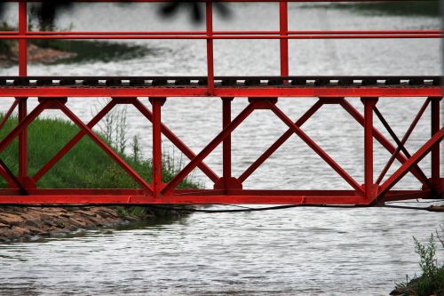 Tiltas,  Rėmas,  Raudona,  Vanduo,  Modelio Traukinio Tiltas Per Tvenkinį