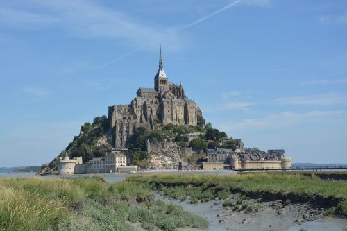 Mont Saint-Michel, Rankena, Normandija, Abatija, Mėlynas Dangus, Turistinė Vieta, Paminklas